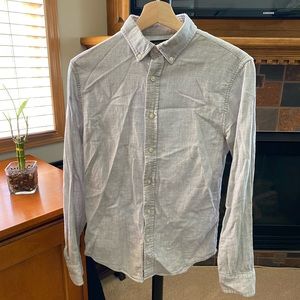 Soft graystyle casual button down